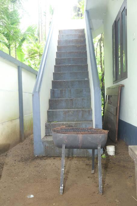 Forestay -3 Bhk Villa Kochi Pallipuram Exterior photo