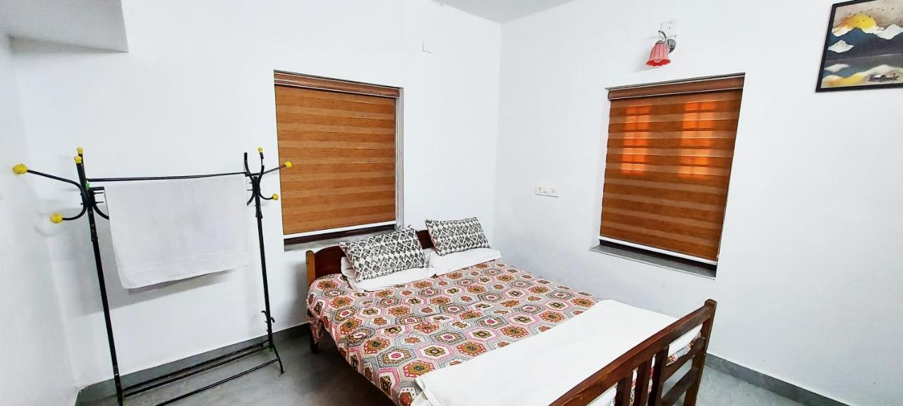 Forestay -3 Bhk Villa Kochi Pallipuram Exterior photo