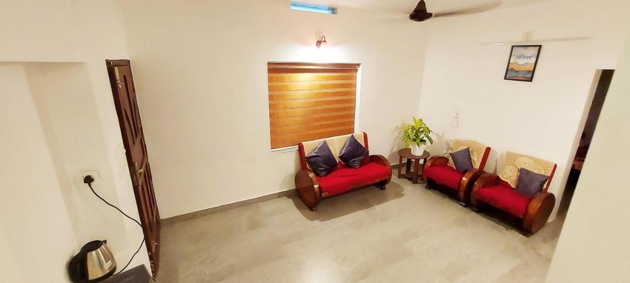 Forestay -3 Bhk Villa Kochi Pallipuram Exterior photo